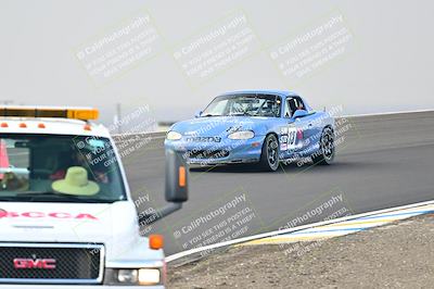 media/Jan-26-2025-CalClub SCCA (Sun) [[cfcea7df88]]/Group 4/Race/